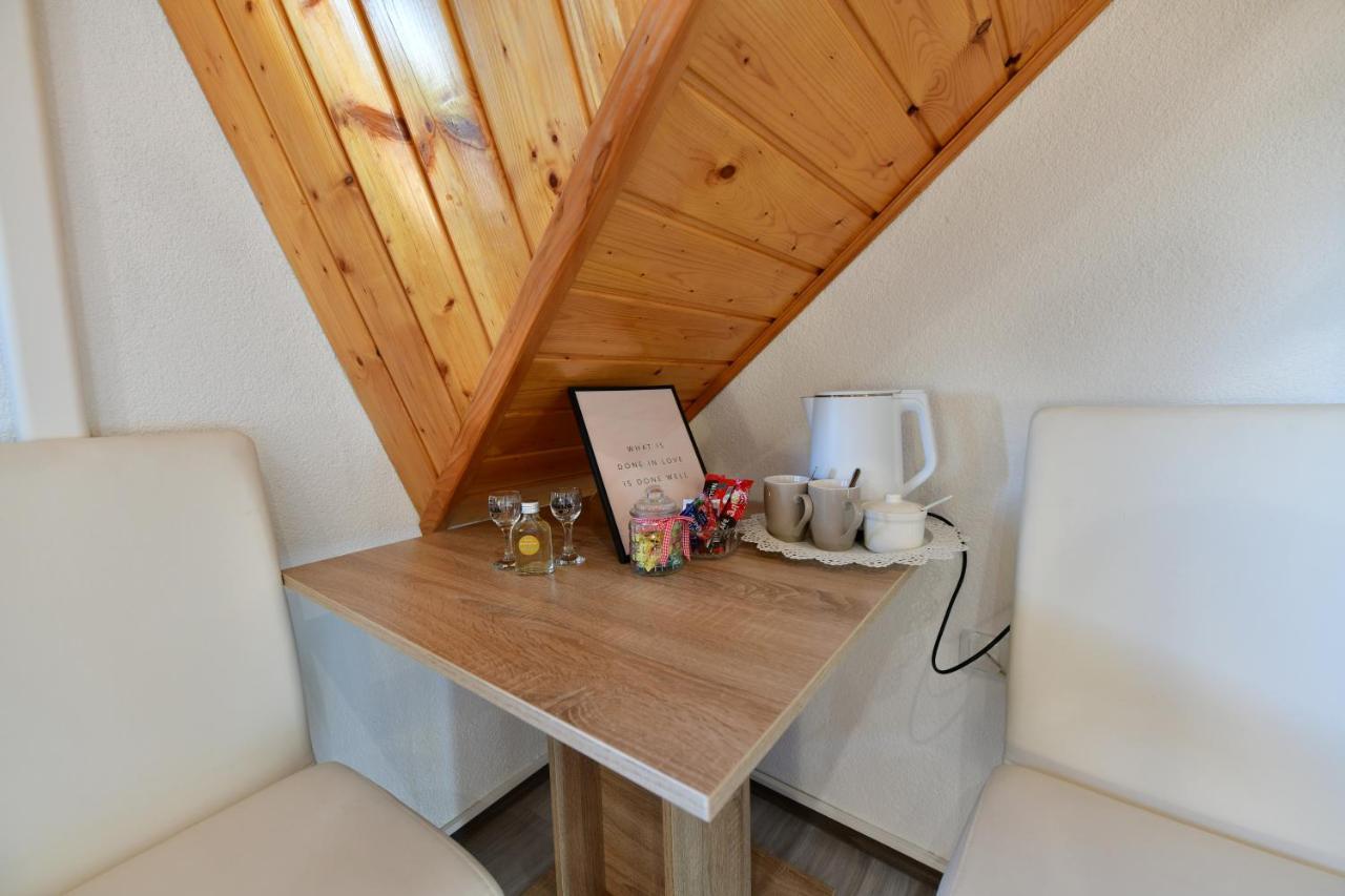 Guest House Jagoda Rakovica Bagian luar foto