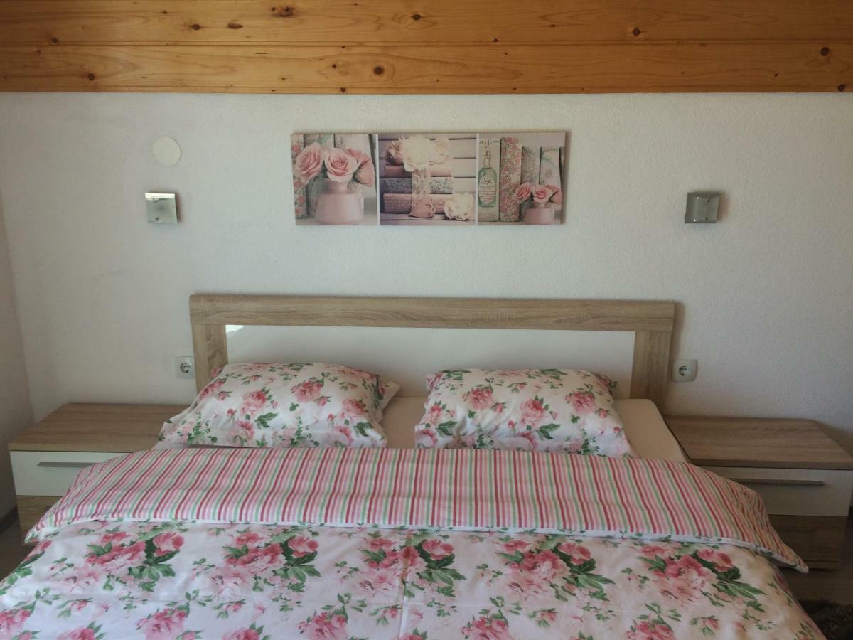 Guest House Jagoda Rakovica Bagian luar foto